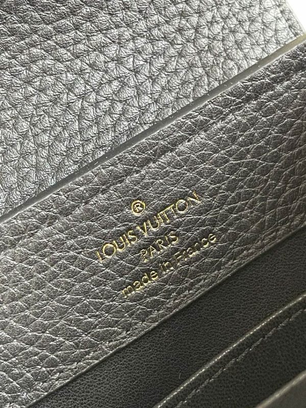 Louis Vuitton Capucines Mini Capucines - LHB489