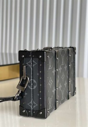 Louis Vuitton Wallet Trunk - LP175