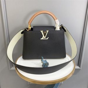 Louis Vuitton Capucines - LHB451