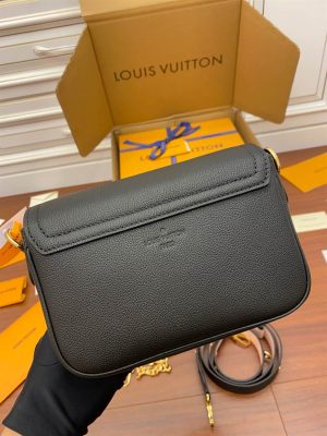 Louis Vuitton Lockme Tender - LHB472