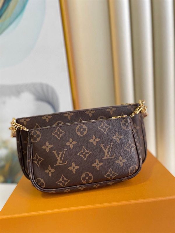 Louis Vuitton Multi Pochette Accessoires - LHB492