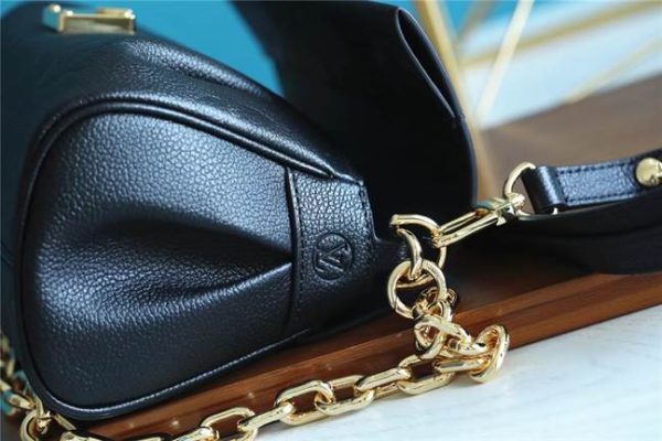 "Louis Vuitton Monogram Empreinte Leather - LHB457"