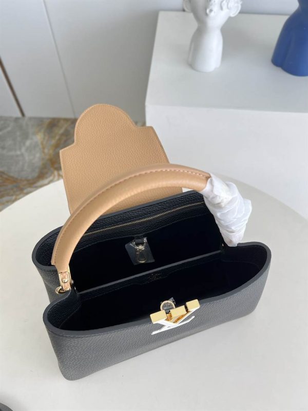 Louis Vuitton Capucines MM Capucines - LHB490