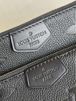 Louis Vuitton Multi Pochette Accessoires - LHB213