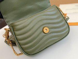 Louis Vuitton New Wave Multi-Pochette - LHB469