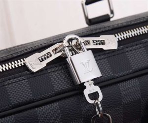 Louis Vuitton Porte-Documents Voyage Pm - LDB302