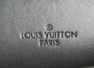 Louis Vuitton Wallet Trunk - LP175