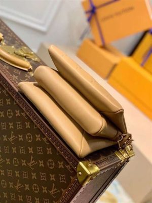 Louis Vuitton Coussin BB - LHB439