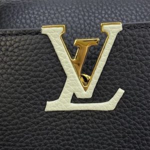 Louis Vuitton Capucines - LHB450