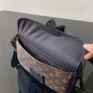 Louis Vuitton Bag - LHB440