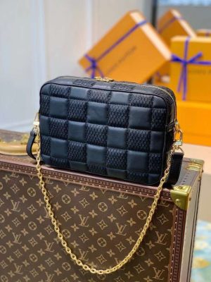 Louis Vuitton Troca MM - LHB476