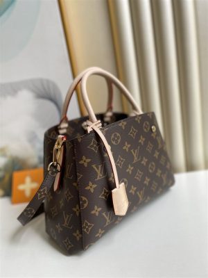 Louis Vuitton Montaigne - LHB443