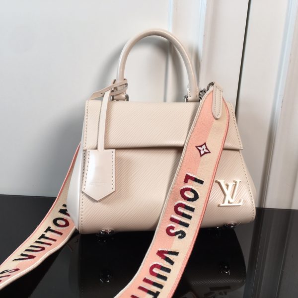 Louis Vuitton Cluny Mini - LHB479