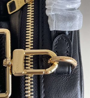 Louis Vuitton Utility Crossbody - LHB199