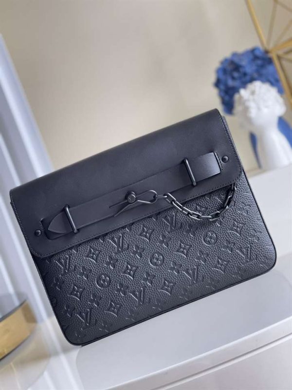 Louis Vuitton Pochette Steamer - LP219