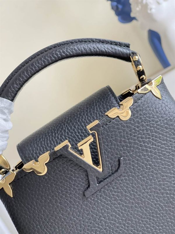 Louis Vuitton Capucines Mini Capucines - LHB489