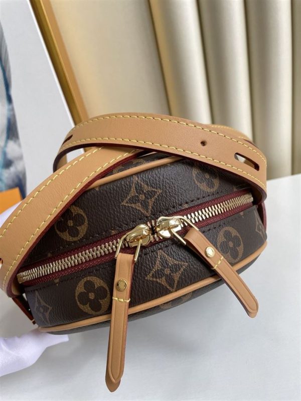 Louis Vuitton Boite Chapeau - LHB436