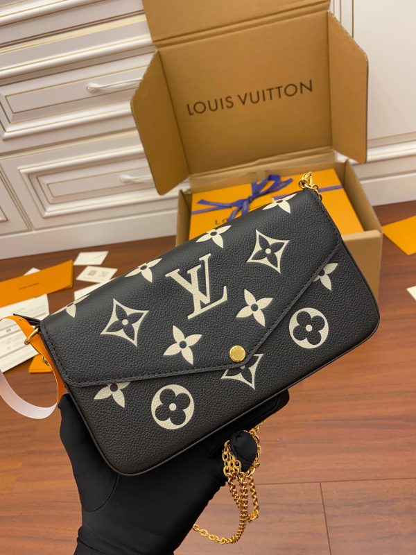 Louis Vuitton Félicie Pochette - LHB486