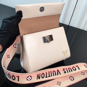 Louis Vuitton Cluny Mini - LHB479