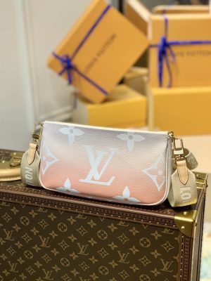 Louis Vuitton Multi Pochette Accessoires - LHB547