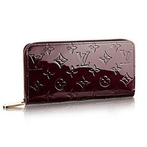 Louis Vuitton Zippy Wallet - WPR95