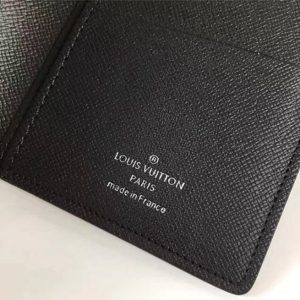 Louis Vuitton Brazza Wallet - WPR123