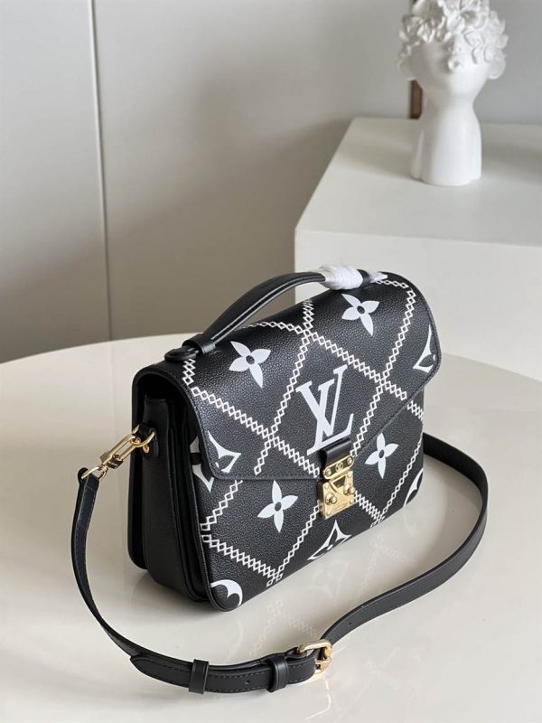 Louis Vuitton Pochette Metis handbag - LHB509