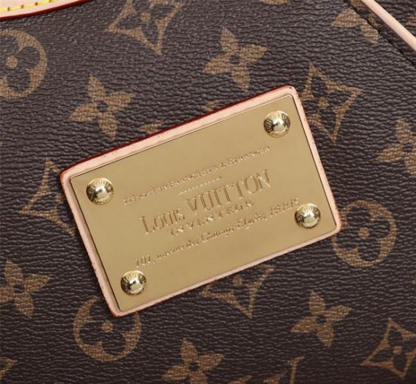 Louis Vuitton Handbags - LHB593