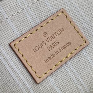 Louis Vuitton Multi Pochette Accessoires - LHB547