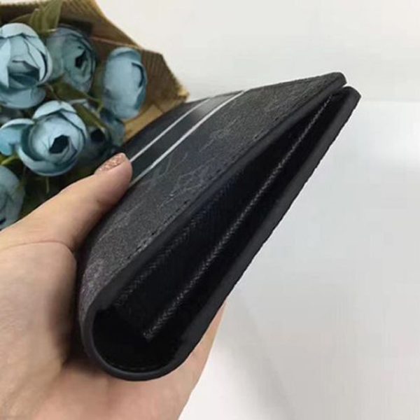 Louis Vuitton Brazza Wallet - WPR123