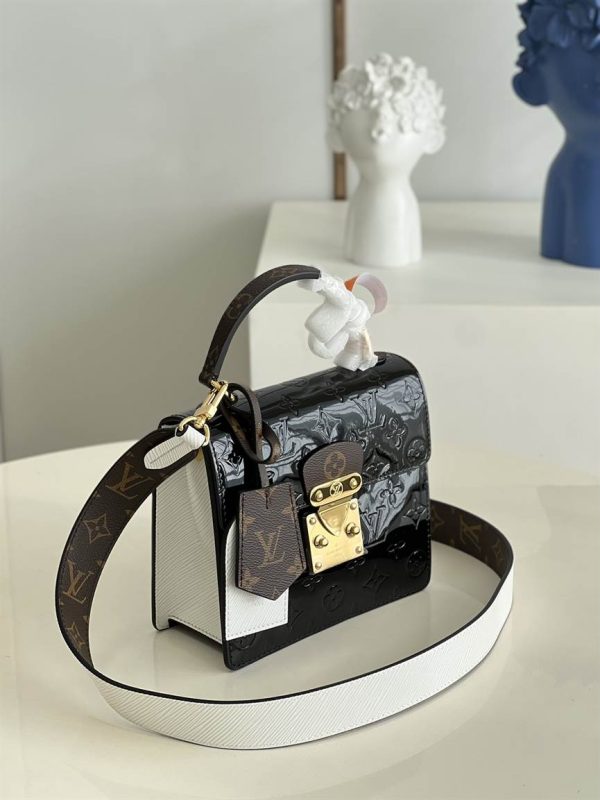 Louis Vuitton Spring Street - LHB540