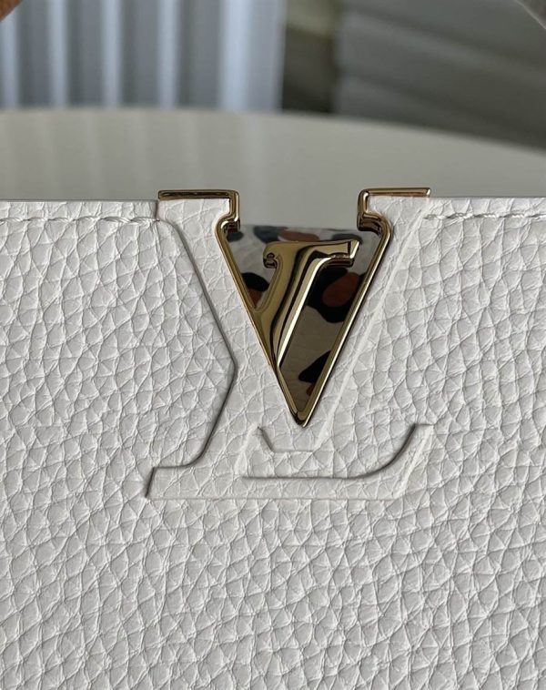 Louis Vuitton Capucines BB - LHB555