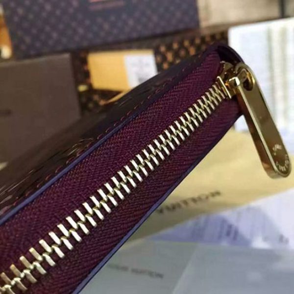 Louis Vuitton Zippy Wallet - WPR95