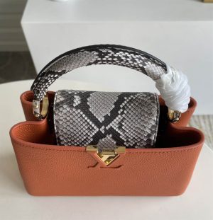 Louis Vuitton Capucines BB - LHB557