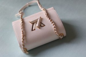 Louis Vuitton Twist PM - LHB567