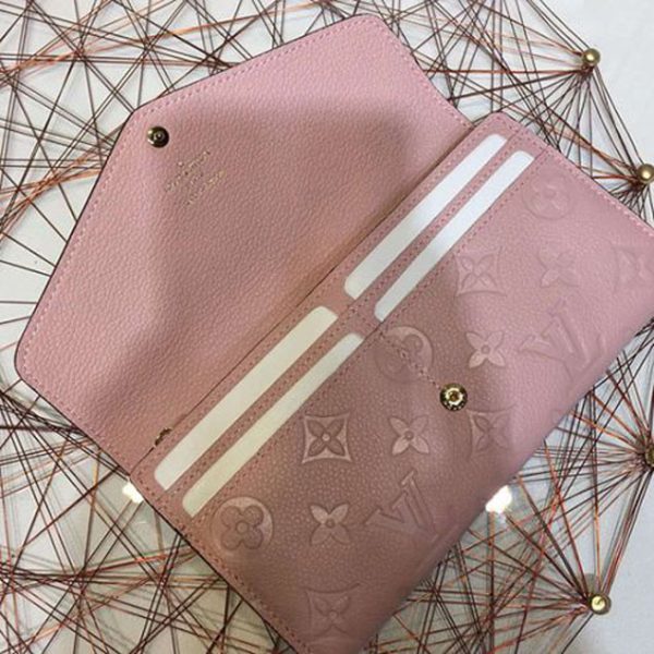 Louis Vuitton Sarah Wallet - WPR105