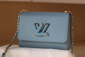 Louis Vuitton Twist PM - LHB565