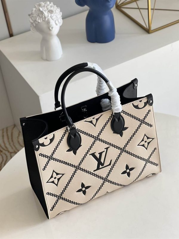 Louis Vuitton Onthego MM - LTB520