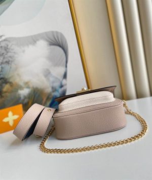 Louis Vuitton Lookme Tender - LHB517