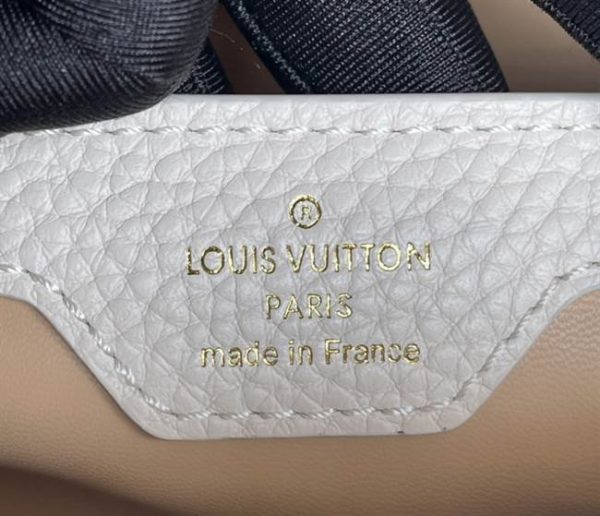 Louis Vuitton Capucines BB - LHB555