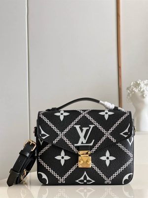 Louis Vuitton Pochette Metis handbag - LHB509