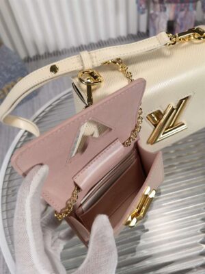 Louis Vuitton Twist PM handbag - LHB615