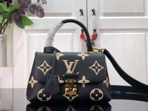 Louis Vuitton Madeleine BB handbag - LHB665