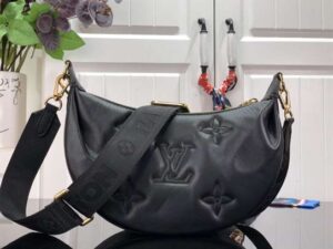 Louis Vuitton Over The Moon Bubblegram Leather - LHB656