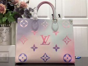 Louis Vuitton Tote OnTheGo GM - LTB546