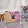 Louis Vuitton Twist MM handbag - LHB610