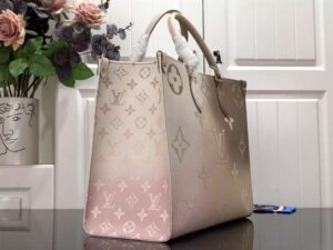 Louis Vuitton Tote OnTheGo GM - LTB545