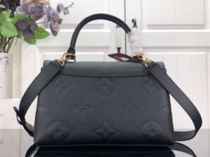 Louis Vuitton Madeleine MM handbag - LHB663