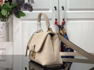 Louis Vuitton Madeleine BB handbag - LHB664