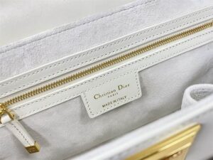 Dior Parisienne Bag Latte Smooth Calfskin - DHB35